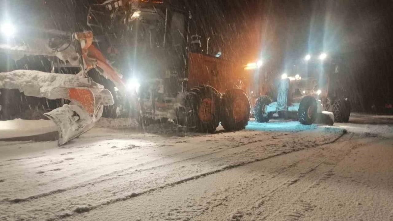 Antalya-Konya karayolunda kar yağışı etkili oldu