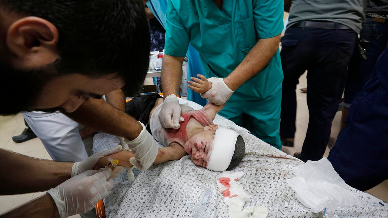 Gazze'ye gelen 20 uzman doktor, tedaviye yardımcı olacak