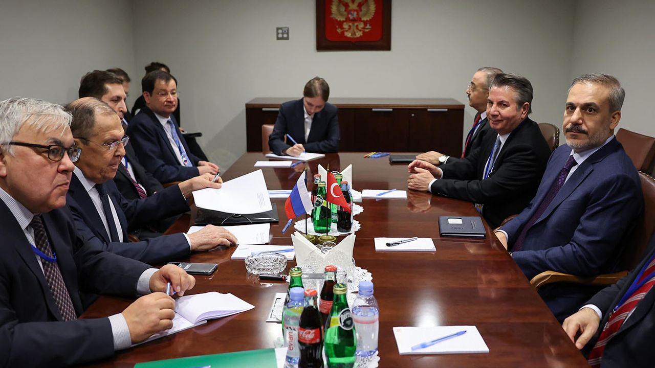 Hakan Fidan ile Sergey Lavrov görüştü