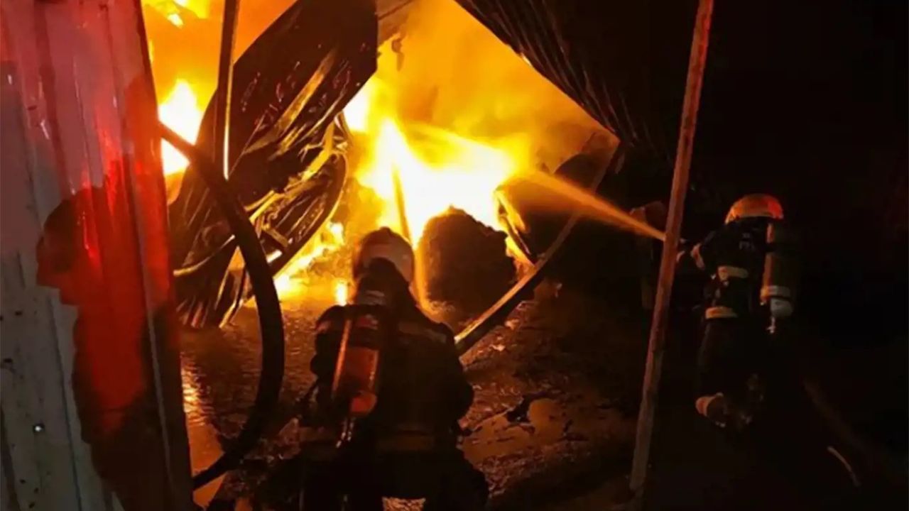 Kayseri'de ev yangını: Bir ölü, 8 yaralı