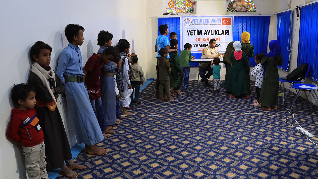 Yetimler Vakfı, Yemenli yetim çocukları "Yetim Aylığı" ile sevindirdi