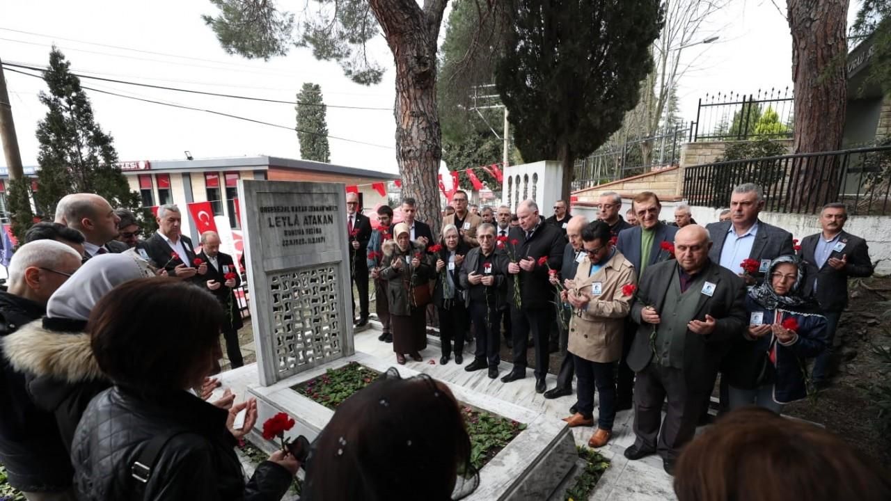 ilk kadın belediye başkanı Leyla Atakan mezarı başında anıldı