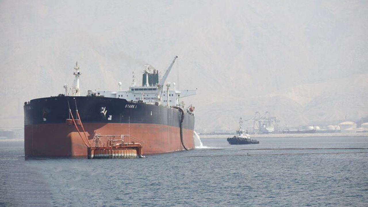 ABD, Çin, Rusya ve Suriye'deki İran Petrol Alıcılarına Suç Duyurusunda Bulundu