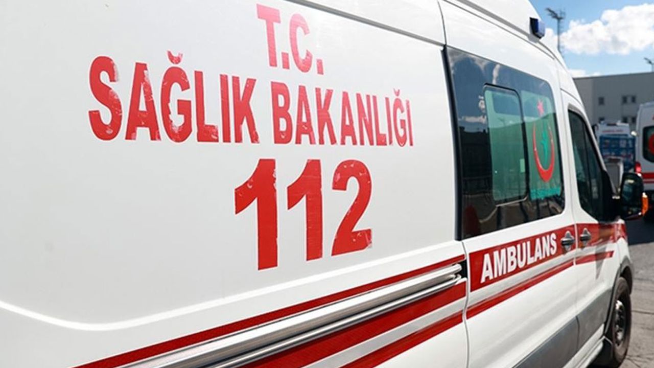 Kocaeli'de tırla otomobil çarpıştı: 1 ölü, 3 yaralı