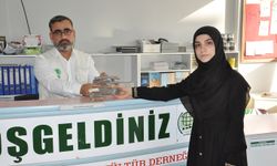 İmam hatip öğrencileri kermesten elde ettikleri geliri Gazze'ye bağışladı