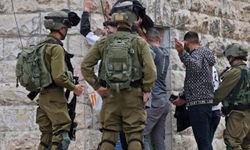 Siyonist işgal rejimi 65 Filistinliyi daha alıkoydu