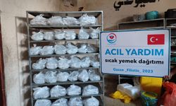 Yetimler Vakfı'ndan bombardıman altındaki Gazze halkına yemek desteği