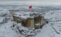 Kar yağışı Medeniyetlerin beşiği Harput'u beyaza bürüdü