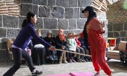Tarihi Surlarda Kadınlara Savunma Eğitimi