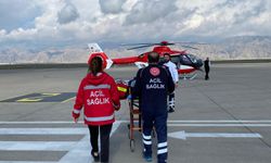 Ambulans helikopter 12 yaşındaki çocuk için seferber oldu