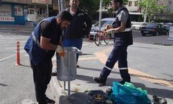 Diyarbakır'da ana yollara çöp kovaları yenilendi