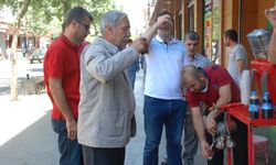 Diyarbakır'ın Sıcağında Meyan Kökü Şerbeti Vatandaşların İlgi Odağı Oldu