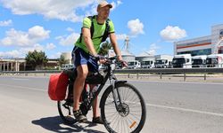 İsveçli Yazarın Bisiklet Macerası: Irak'tan Diyarbakır'a