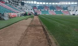 Diyarbakır Stadyumu'nda Çim Yenileme Çalışmaları Başladı