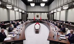 Cumhurbaşkanı Erdoğan Başkanlığında Kabine Toplantısı: Ekonomi ve Öğretmen Atamaları Gündemde