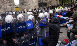 İstanbul'da polise saldıran 65 kişi gözaltında