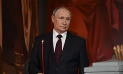 Rusya Devlet Başkanı Putin, Moskova'daki Paskalya ayinine katıldı