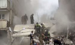 Rusya'da bombardıman sonucu bir binada çökme yaşandı: Enkaz altında kalanlar var