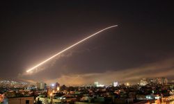 Siyonist rejimden Suriye'ye hava saldırısı: 17 ölü, 15 yaralı