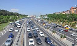 Bir ayda 212 bin taşıt trafiğe kaydedildi