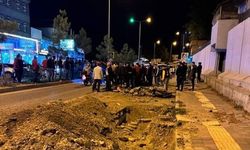 Diyarbakır'da motosiklet çukura düştü: 2 yaralı