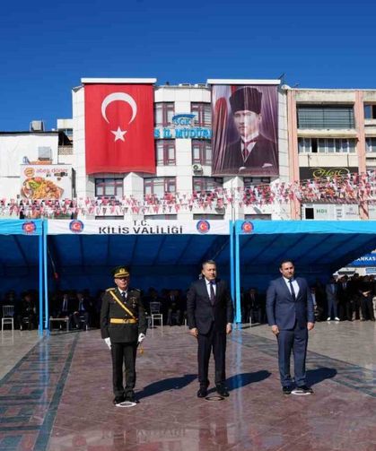 Atatürk’ün Kilis’e gelişinin 106’ncı yıldönümünü coşkuyla kutladılar