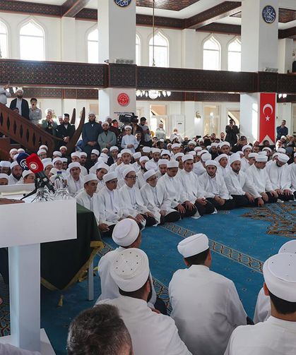 Erbaş: Kur'an'ın yolunda, Hazreti Peygamberin etrafında toplanalım