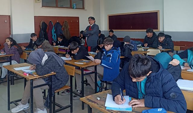 Şanlıurfa'da bağımlılıkla mücadele semineri düzenlendi