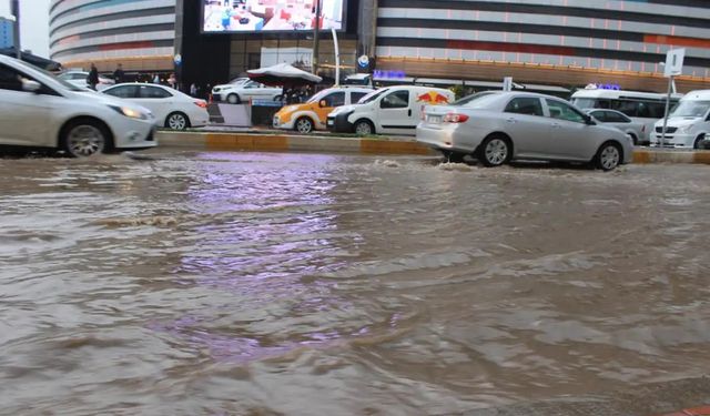 Meteoroloji'den kuvvetli yağış ve rüzgar uyarısı