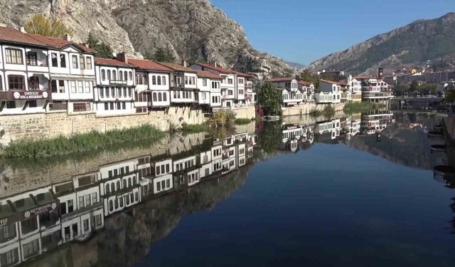 Tablo gibi şehir fotoğraf tutkunlarının ilgisini çekiyor