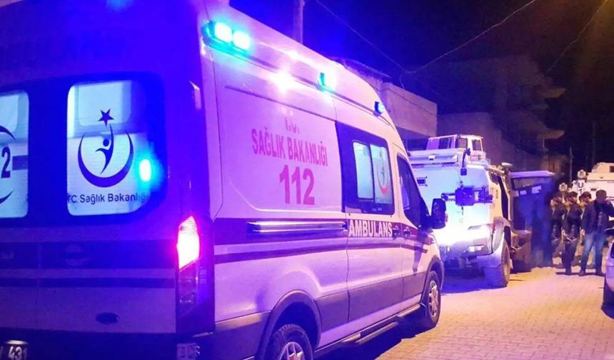 Diyarbakır'da Okul Müdürüne Bıçakla Saldıran Öğrenci Tutuklandı