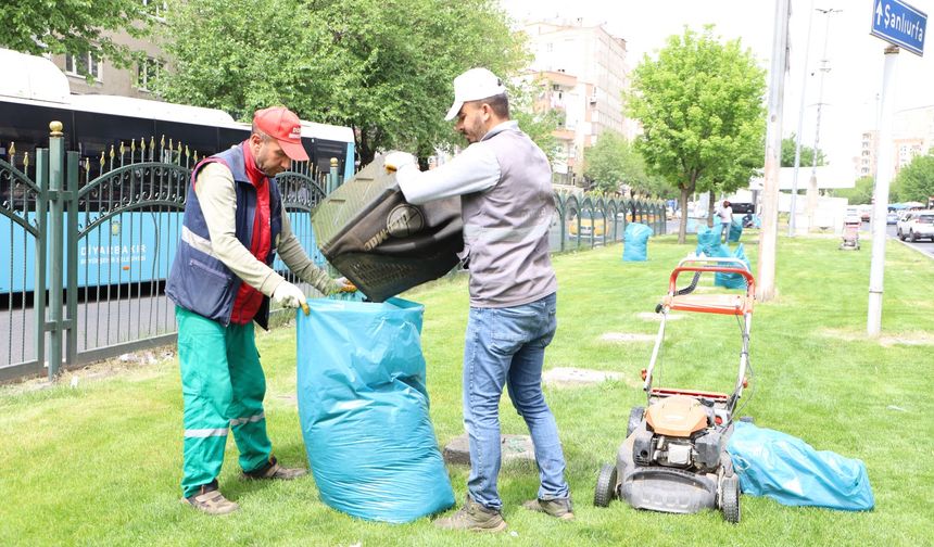 Diyarbakır'da park Bakım çalışmaları devam ediyor