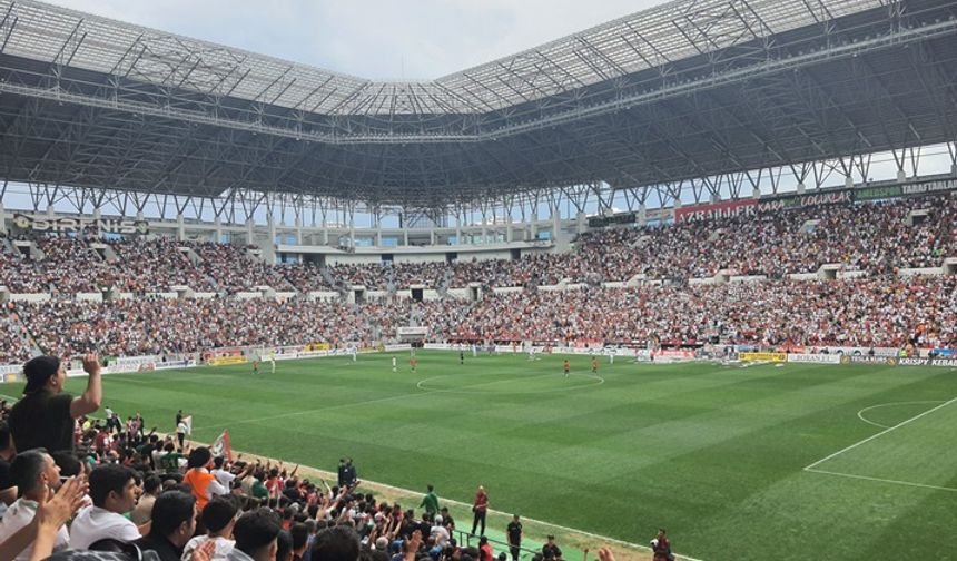 Amedspor Menemenspor maçında ilk yarı berabere bitti