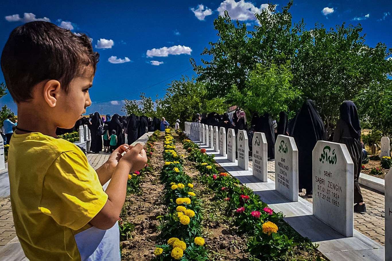 Diyarbakır'da 10 Kişinin Kurşuna Dizildiği Köy! (1)-1