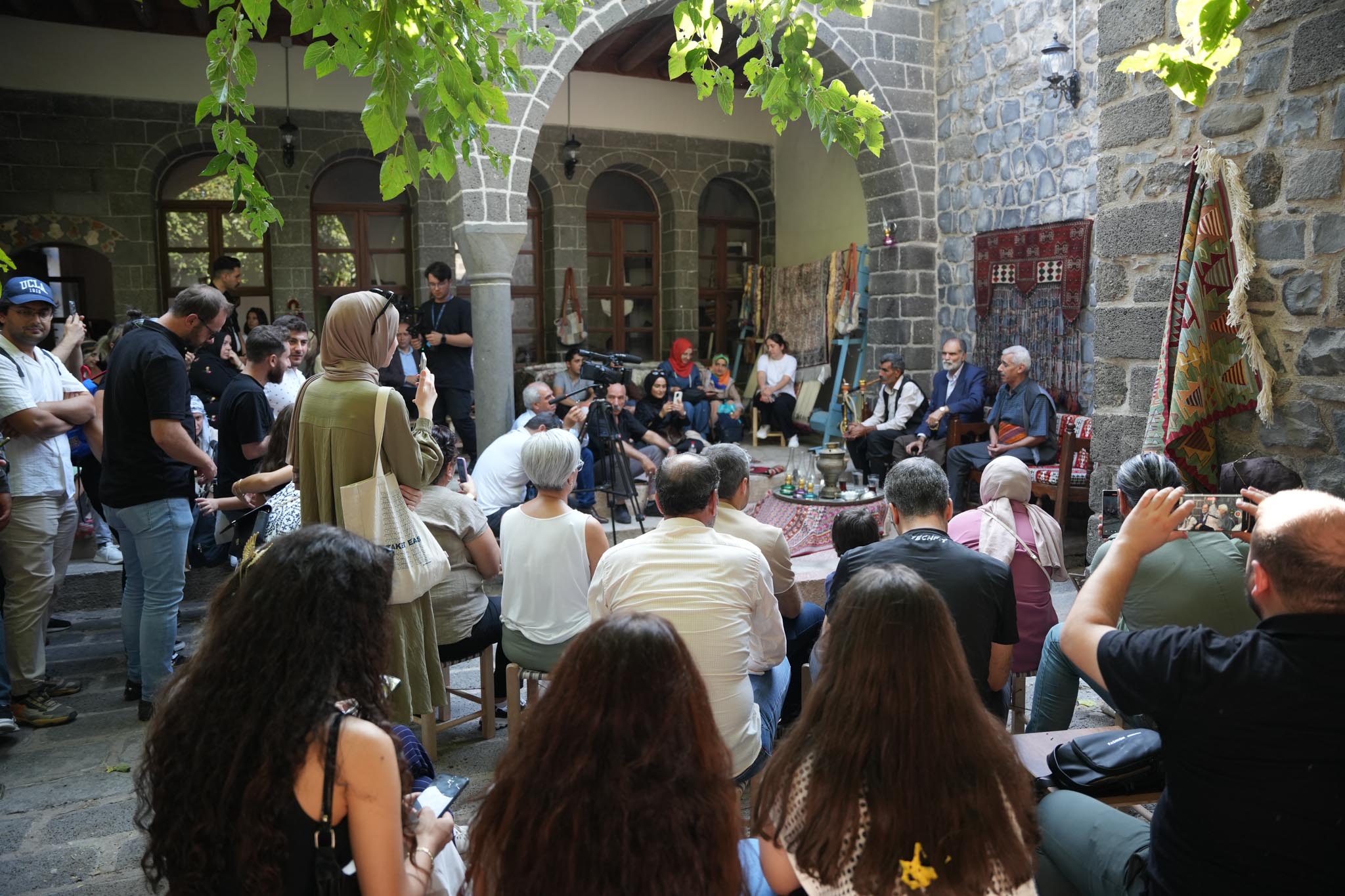 Eğlencenin Ve Sanatın Başkenti, Diyarbakır’da Kültür Yolu Festivali! (4)